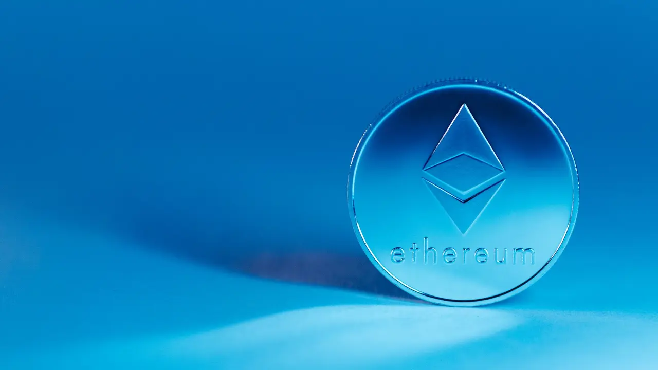 ETH/BTC i rotacja kapitału: kiedy Ethereum zaczyna prowadzić